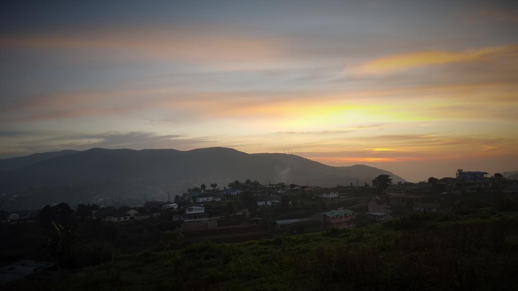 Thuring'S Holiday Bungalow Nuwara Eliya Buitenkant foto